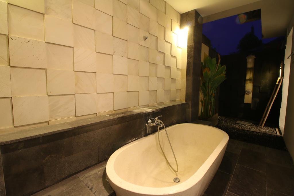 Villa Alam Biru II Sanur Chambre photo
