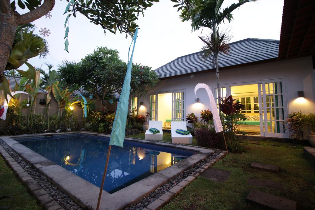 Villa Alam Biru II Sanur Chambre photo